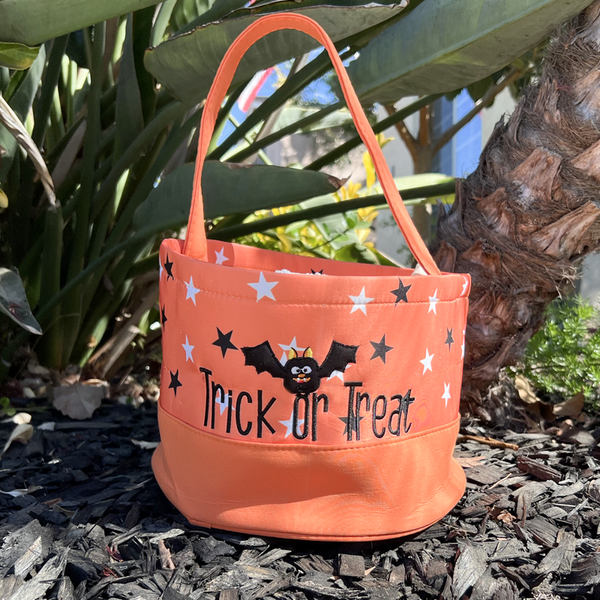 Halloween Tote Bats